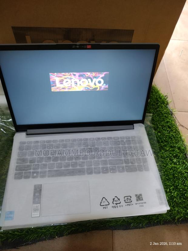 New Laptop Lenovo IdeaPad 1 8GB Intel Core I3 SSD 256GB photo 3