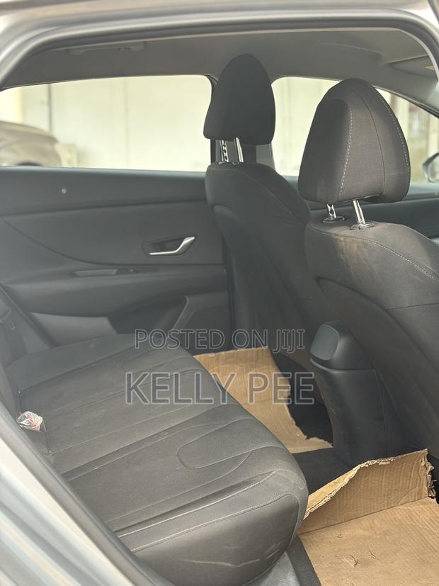 Hyundai Elantra 2023 Gray