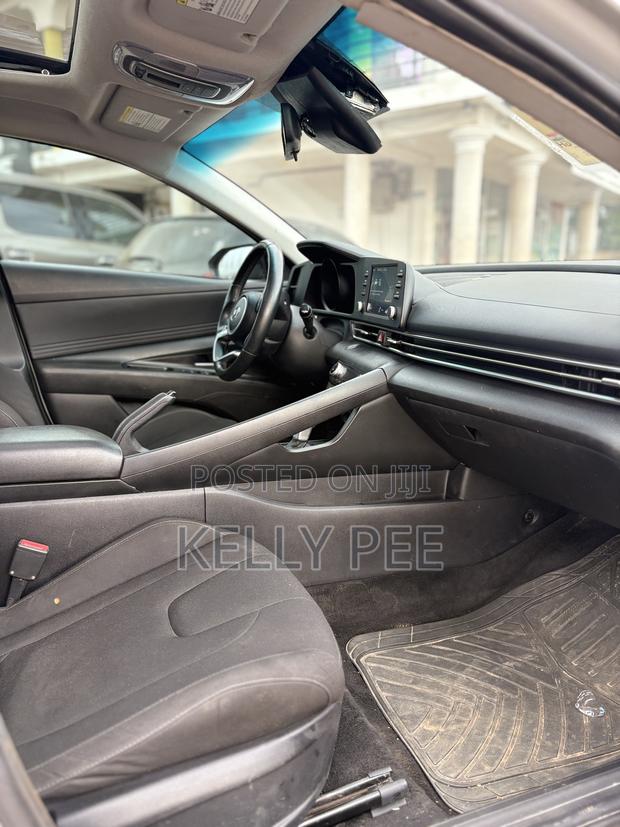 Hyundai Elantra 2021 Gray