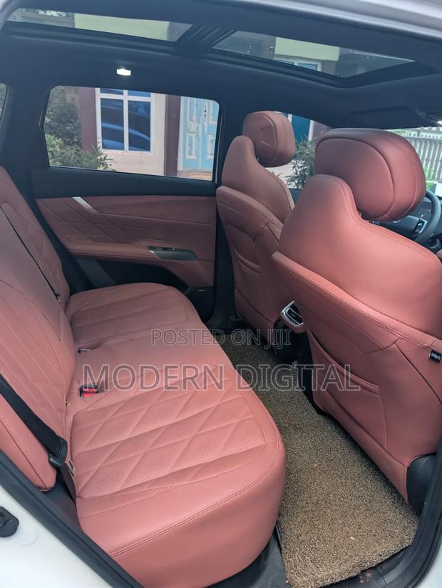Changan CS75 2025 White photo 5
