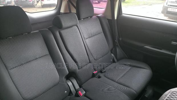 Mitsubishi Outlander SE FWD 2018 Gray photo 3