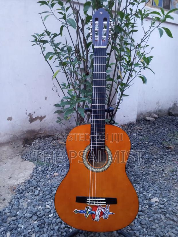 Valencia 4/4 Classical Guitar photo 3