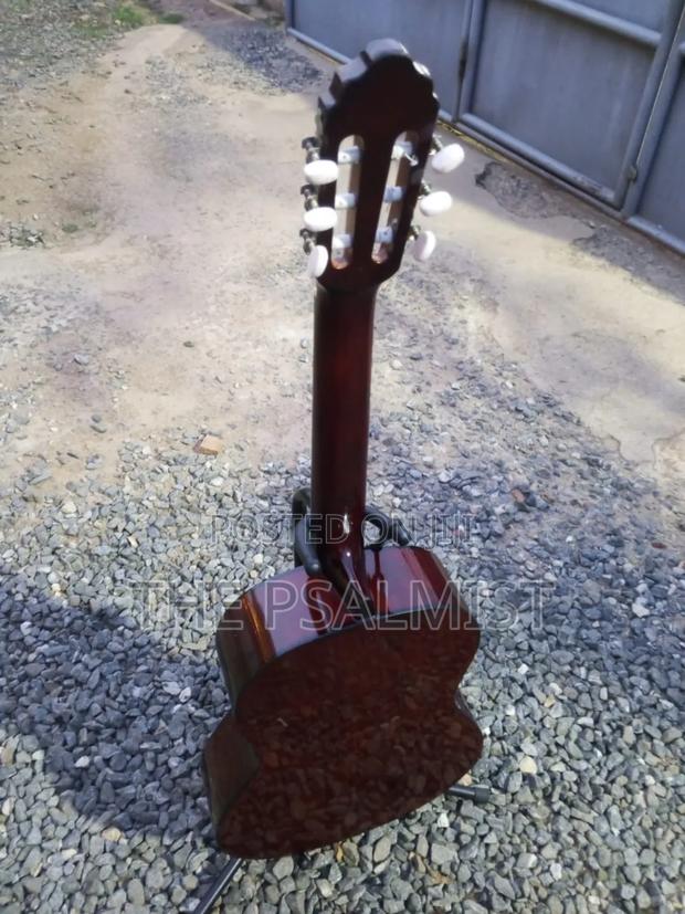 Valencia 4/4 Classical Guitar photo 12
