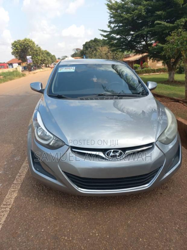 Hyundai Elantra 2015 Silver