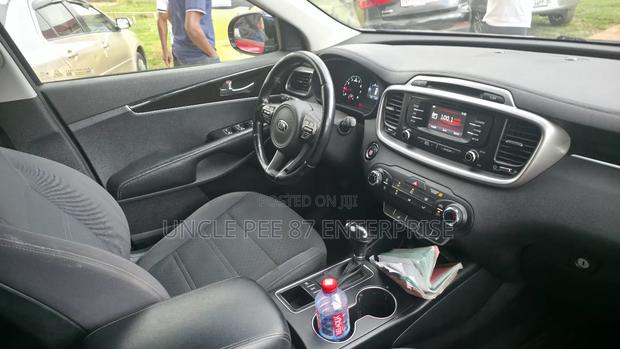 Kia Sorento 4dr SUV 2016 Black photo 4