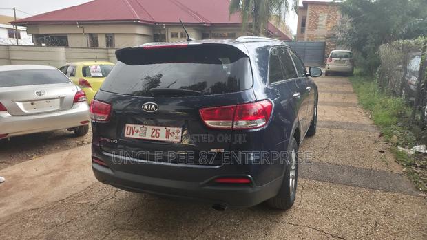 Kia Sorento 4dr SUV 2016 Black photo 8