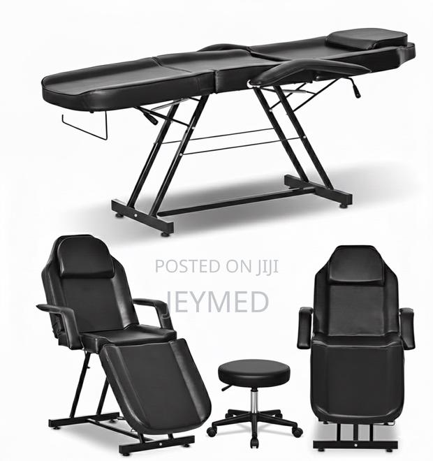 Massage Bed. · Photo 2