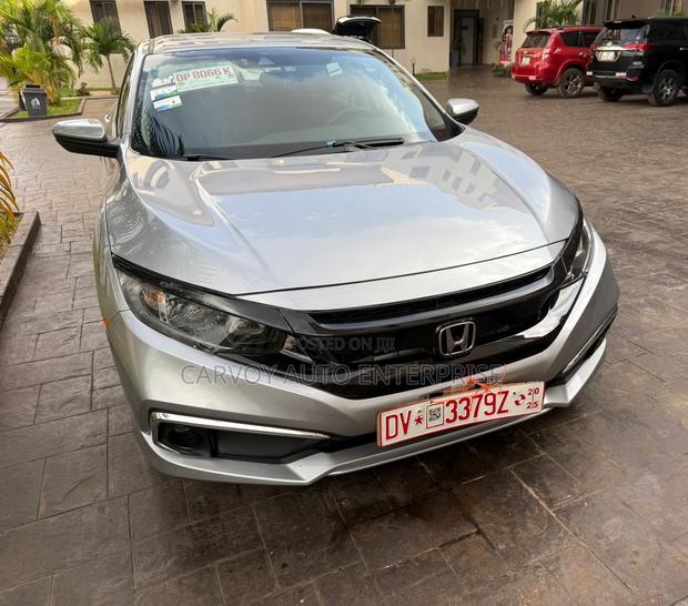 Honda Civic LX Sedan 2019 Silver