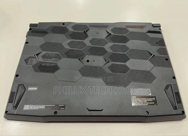 Laptop MSI Katana GF76 16GB Intel Core I7 SSD 1T photo 3