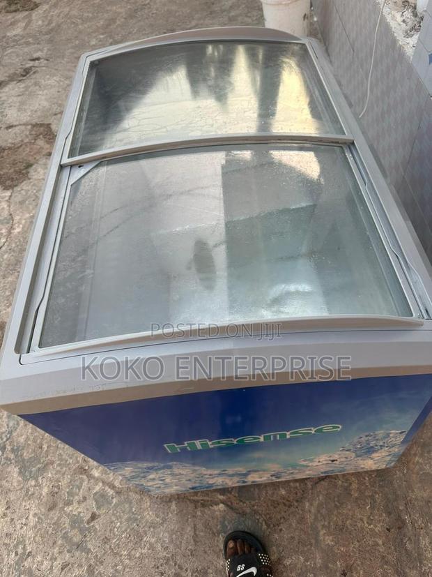 Hisense Display/Showcase Freezer