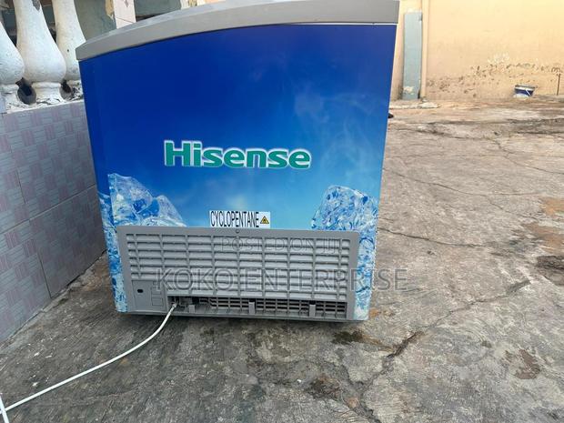 Hisense Display/Showcase Freezer photo 2