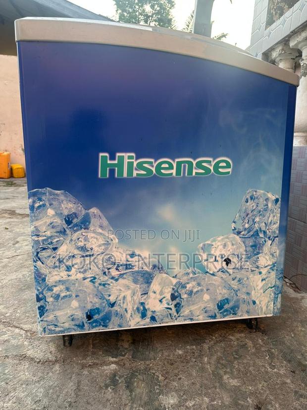 Hisense Display/Showcase Freezer photo 3