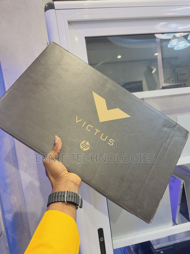 New Laptop HP Victus 15 8GB Intel Core i5 SSD 512GB