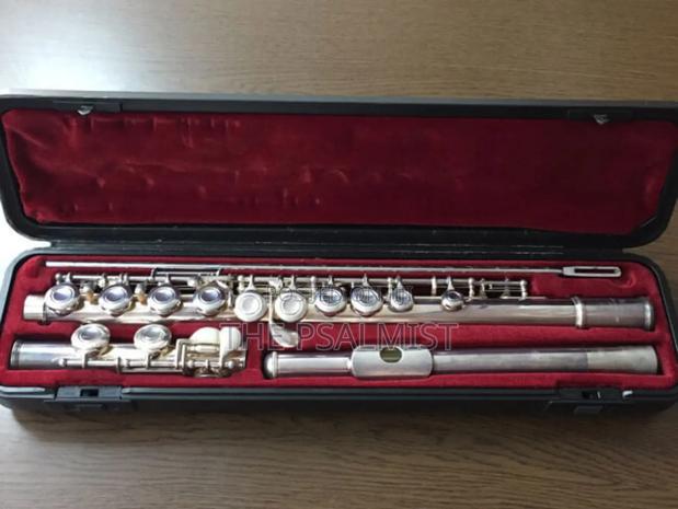 Yamaha Established in 1887 Made in Japan 211sii