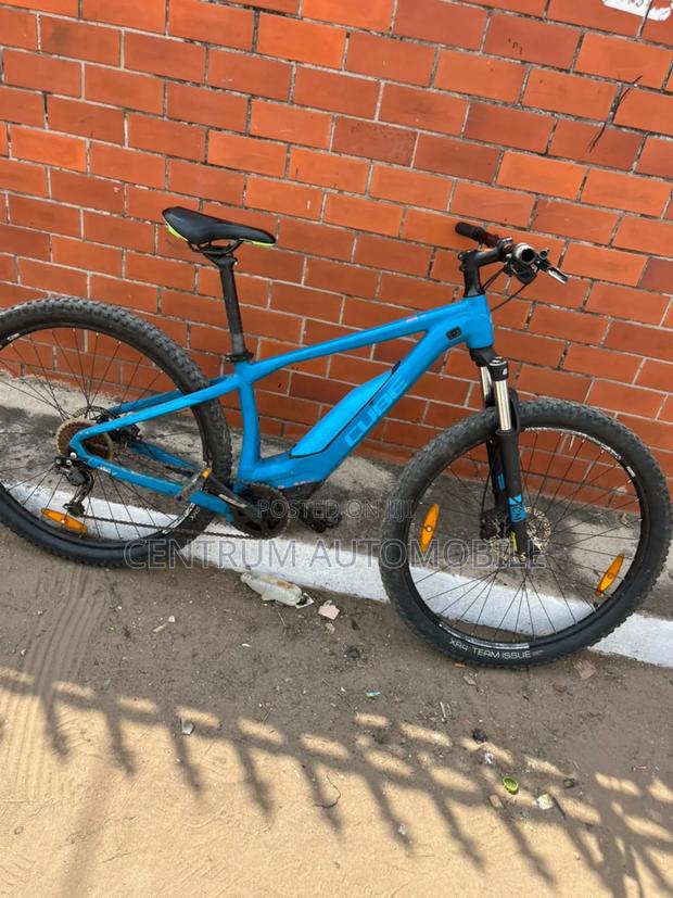 Cube Electric Mountain Bike photo 3