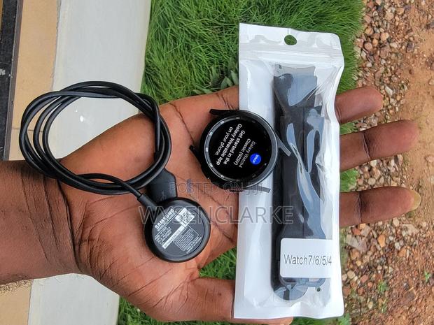 Usa Used Samsung Galaxy Watch 4 Classic 42mm Black photo 3