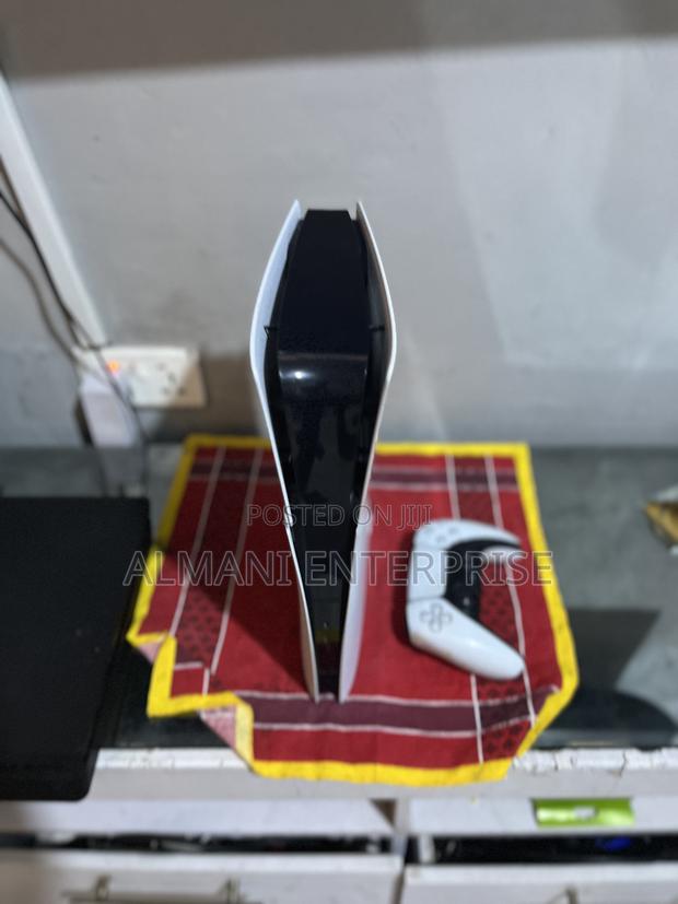 Ps 5 Slim Digital With No Games photo 2