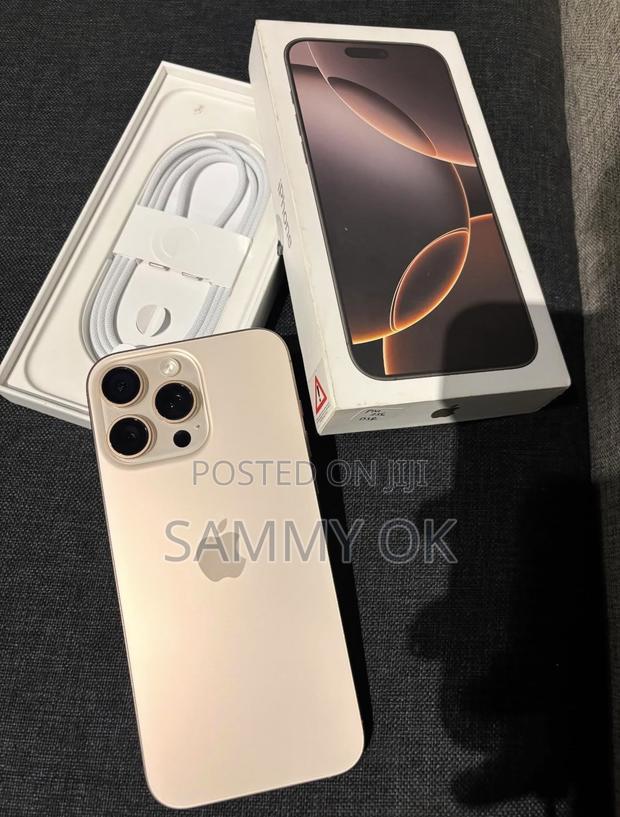 Apple iPhone 16 Pro Max 256 GB Gold photo 2