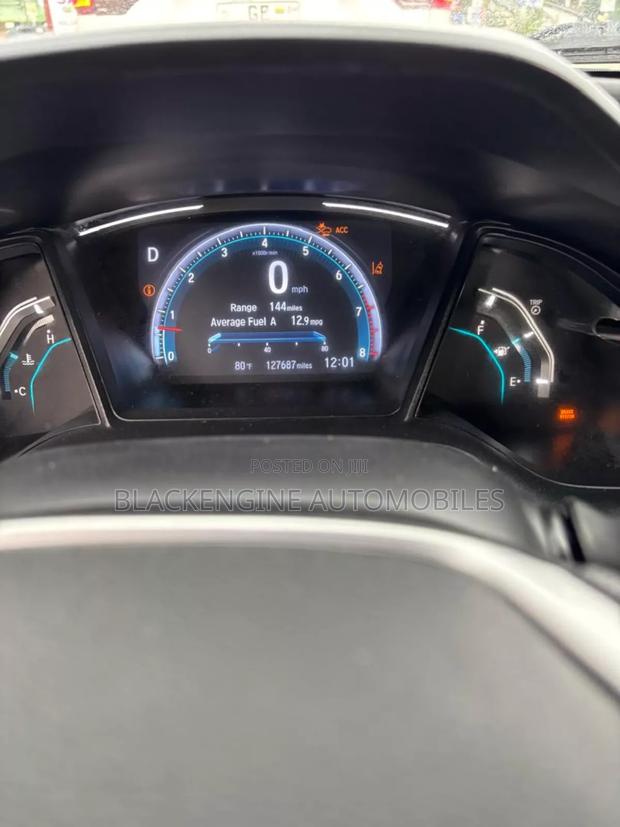 Honda Civic LX 2021 Silver