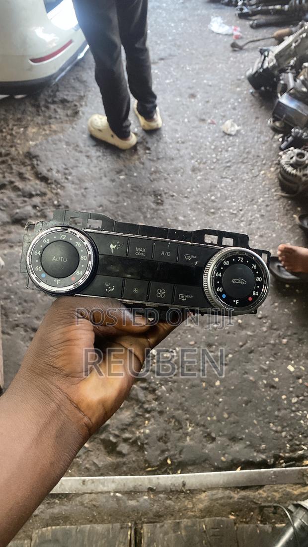 W204 C250 Ac Switch