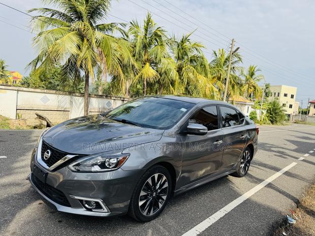 Nissan Sentra SR Turbo 2019 Gray photo 2