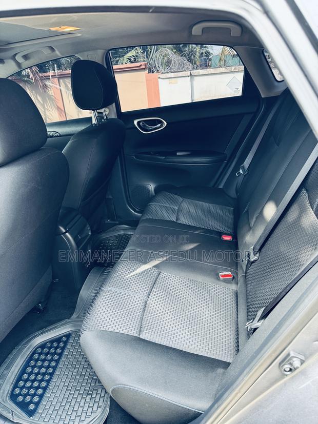 Nissan Sentra SR Turbo 2019 Gray photo 10