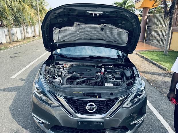 Nissan Sentra SR Turbo 2019 Gray photo 17