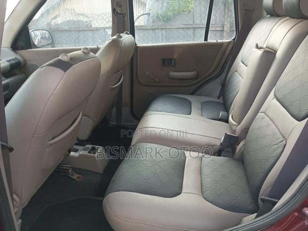 Land Rover Discovery Sport 2017 Red