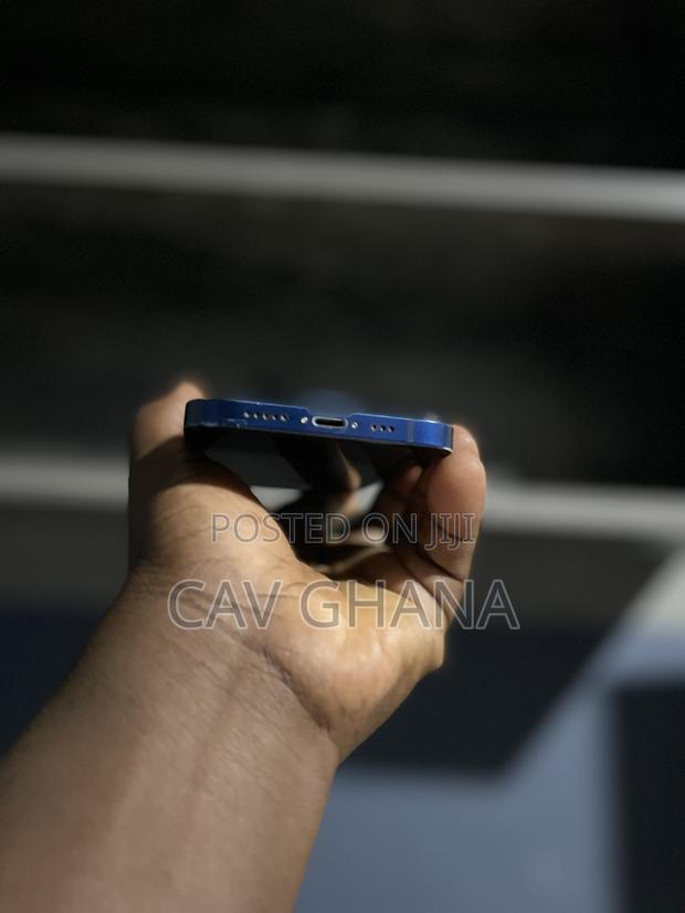 Apple iPhone 12 128 GB Blue photo 4