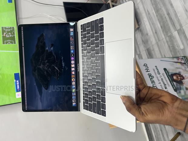 Laptop Apple MacBook Pro 8GB Intel Core I5 SSD 256GB photo 3