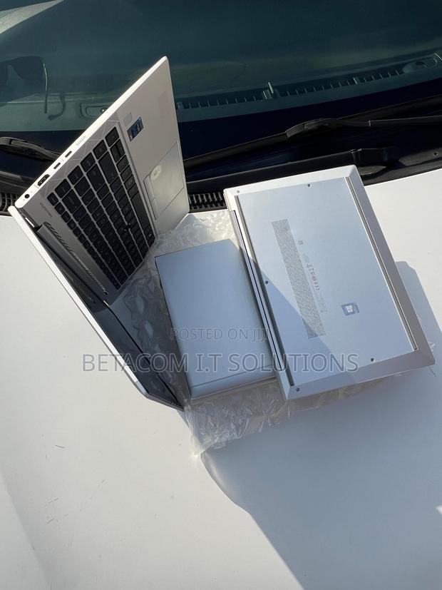 Laptop HP EliteBook 840 G8 16GB Intel Core i5 SSD 256GB · Photo 2