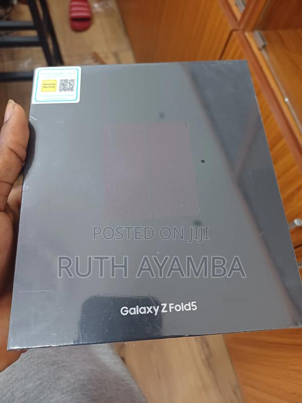 New Samsung Galaxy Z Fold 5 512 GB Gray