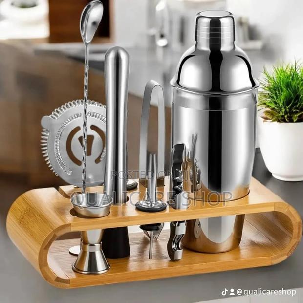 Cocktail Shaker Set (750ml) · Photo 4