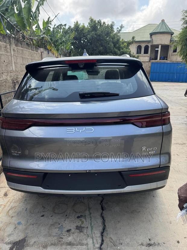 New BYD Song Pro DM-i 2025 Gray