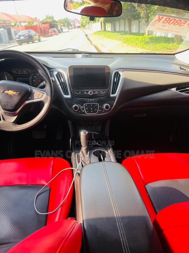 Chevrolet Malibu 2021 Black