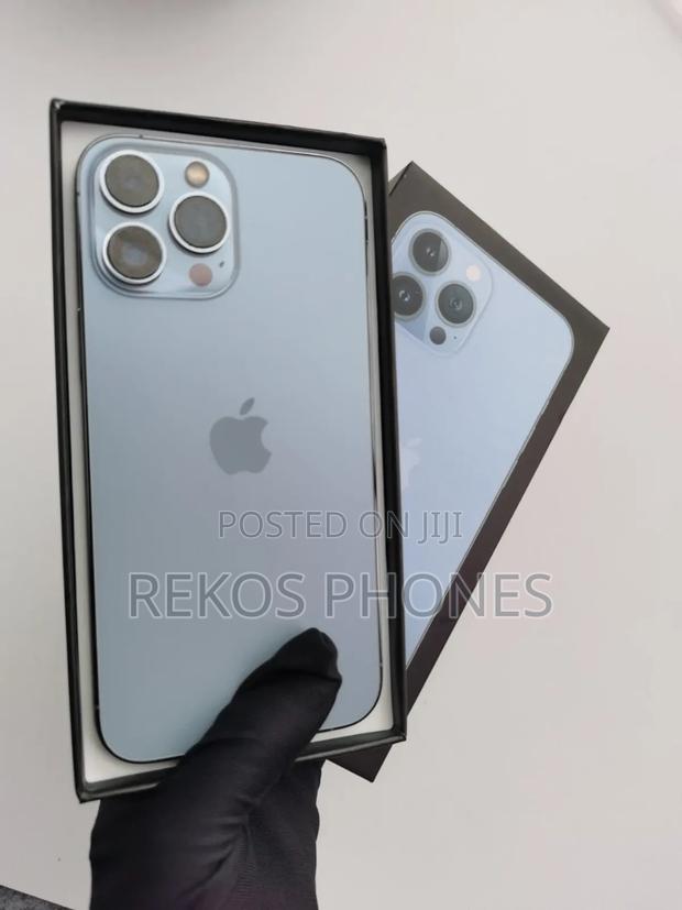 New Apple iPhone 13 Pro Max 128 GB Gold photo 2