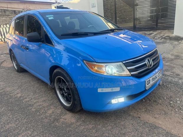 Honda Odyssey EX 2011 Blue