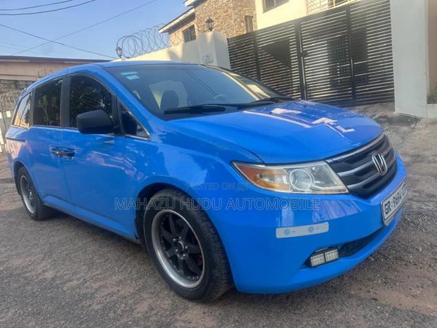 Honda Odyssey EX 2011 Blue