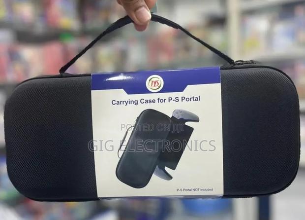 Playstation Portal Carry Bag - Black · Photo 2