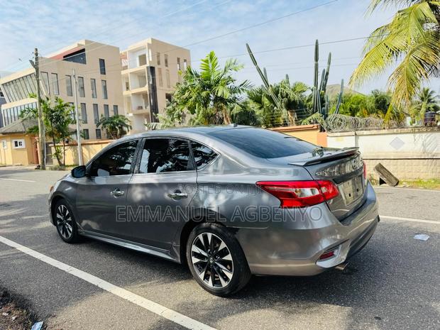Nissan Sentra SR Turbo 2019 Silver