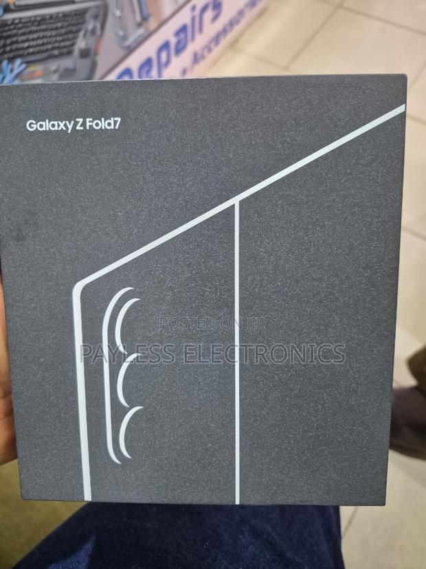 New Samsung Galaxy Z Fold7 256 GB Blue