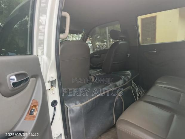 2015 Hyundai Porter Ii Gold photo 6