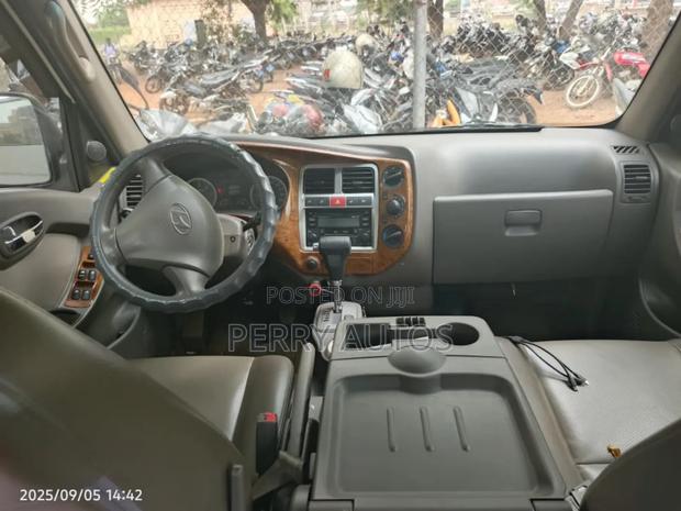 2015 Hyundai Porter Ii Gold photo 8