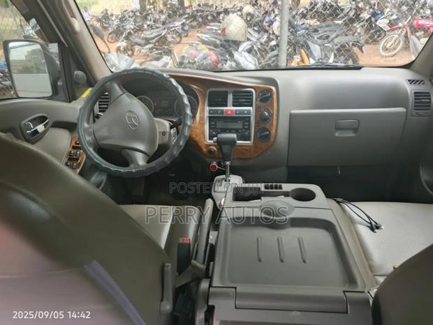 2015 Hyundai Porter Ii Gold photo 9