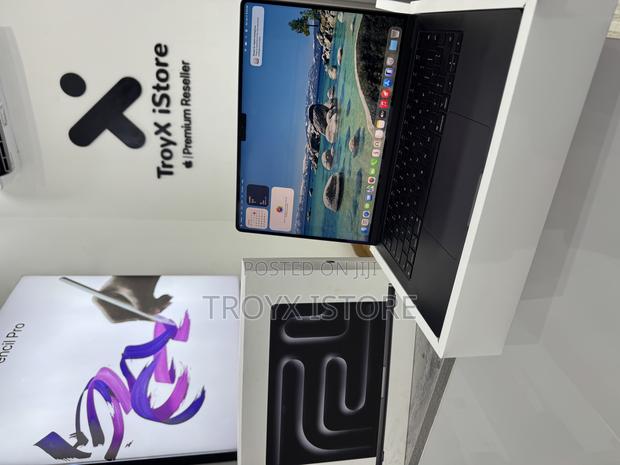 Laptop Apple MacBook Pro 2024 M4 14-Inch 16GB Apple M4 SSD 512GB