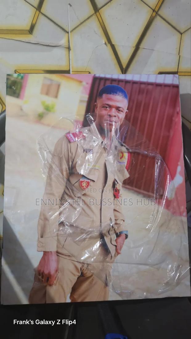 Picture Frames for Sale – Custom Ready-Made Photo Frames – Obuasi