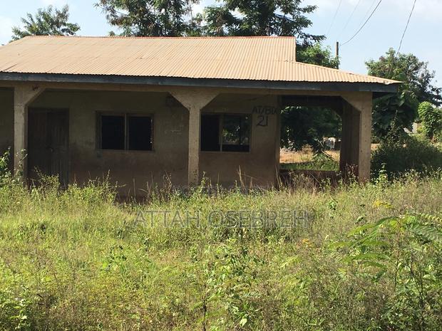 12 Plots With 6 Classroom Block · Photo 2