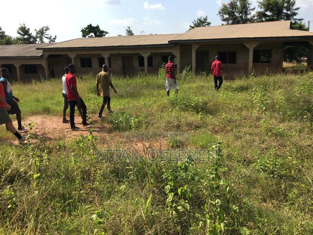 12 Plots With 6 Classroom Block · Photo 4