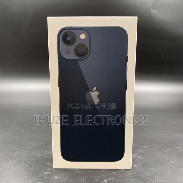 New Apple iPhone 13 128 GB Black