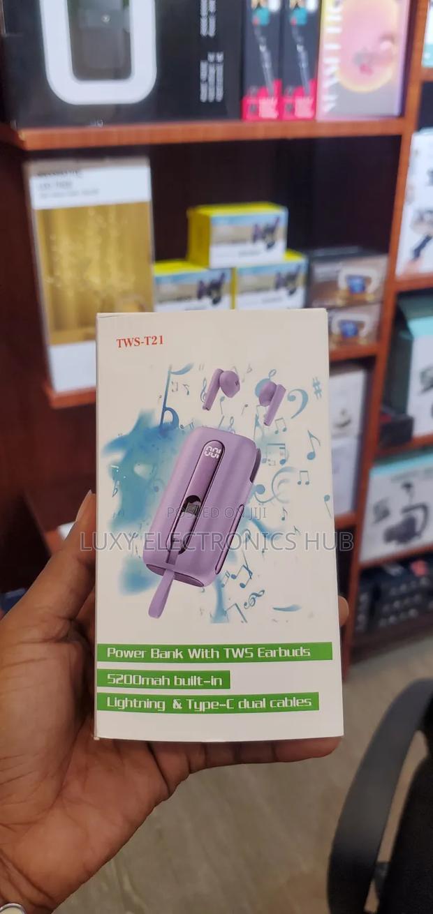 Mini Powerbank With TWS Earbud photo 2